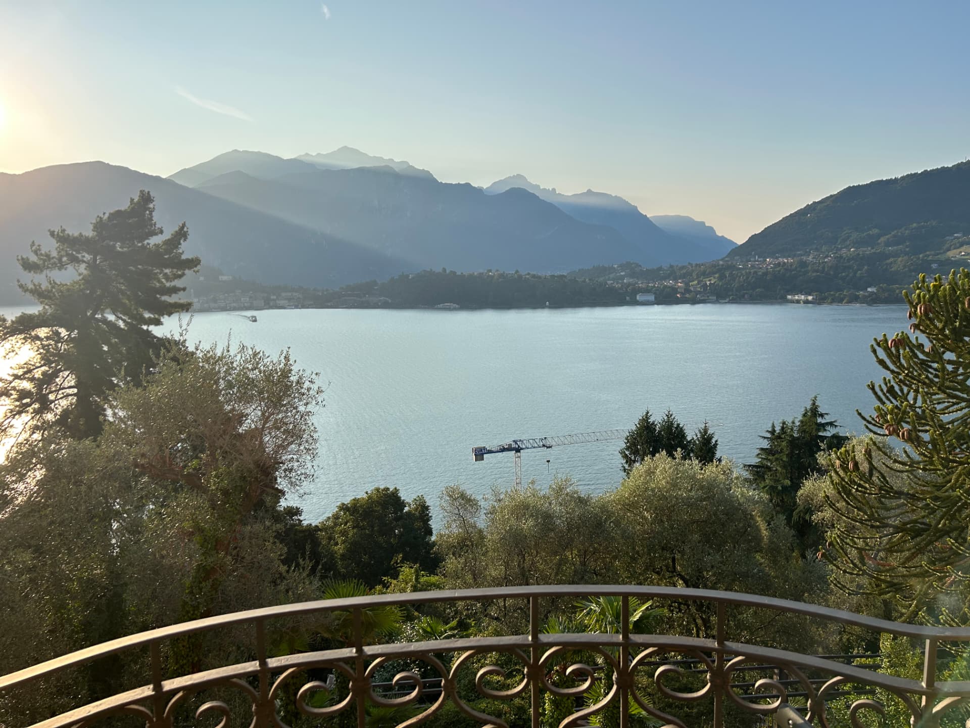 Blick vom Balkon der Villa La Collina über den Comer See